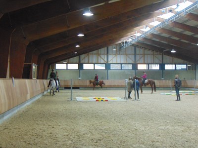 Bitten, balans en carrousel rijden, NRSV Indoor Bitten, balans en carrousel rijden, NRSV Indoor