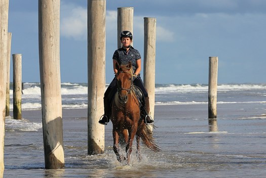 Patty Strand.jpg 5% korting op een buitenrit